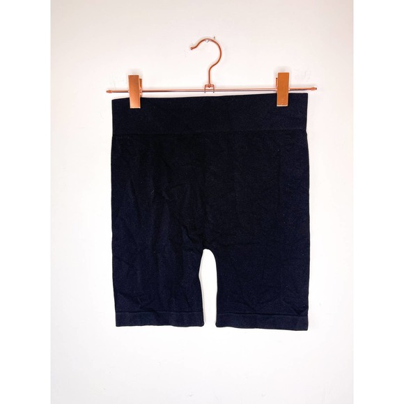 Free People Seamless Biker Shorts in Black Size XS/S - Picture 5 of 5